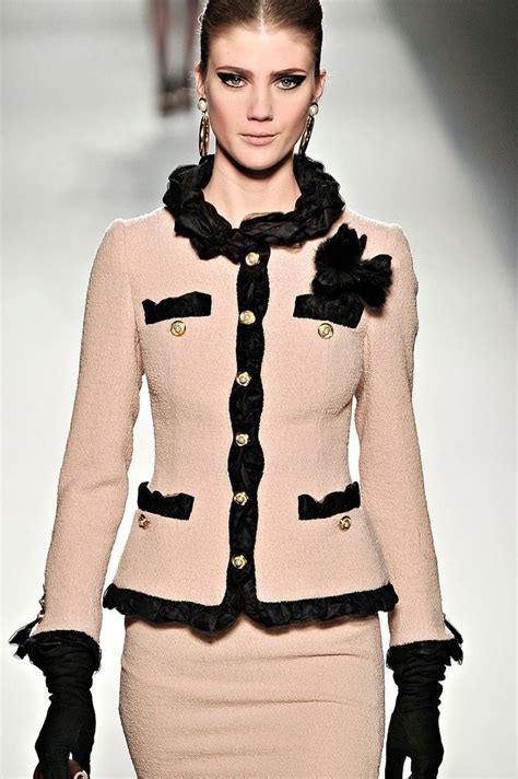 trajes de chanel para mujer|Chanel clothing.